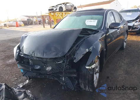 2015 Infiniti Q70 3.7X z USA, uszkodzony, nr VIN JN1BY1AR7FM560901